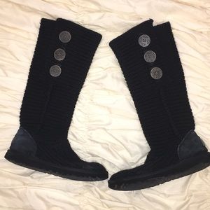 UGG boots black knit